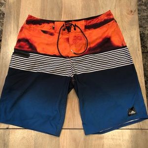 Quicksilver dry flight swim trunks